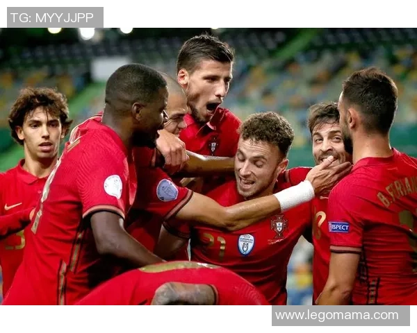 足球巨星视角解读赛场风云洞察比赛细节揭示竞技真谛